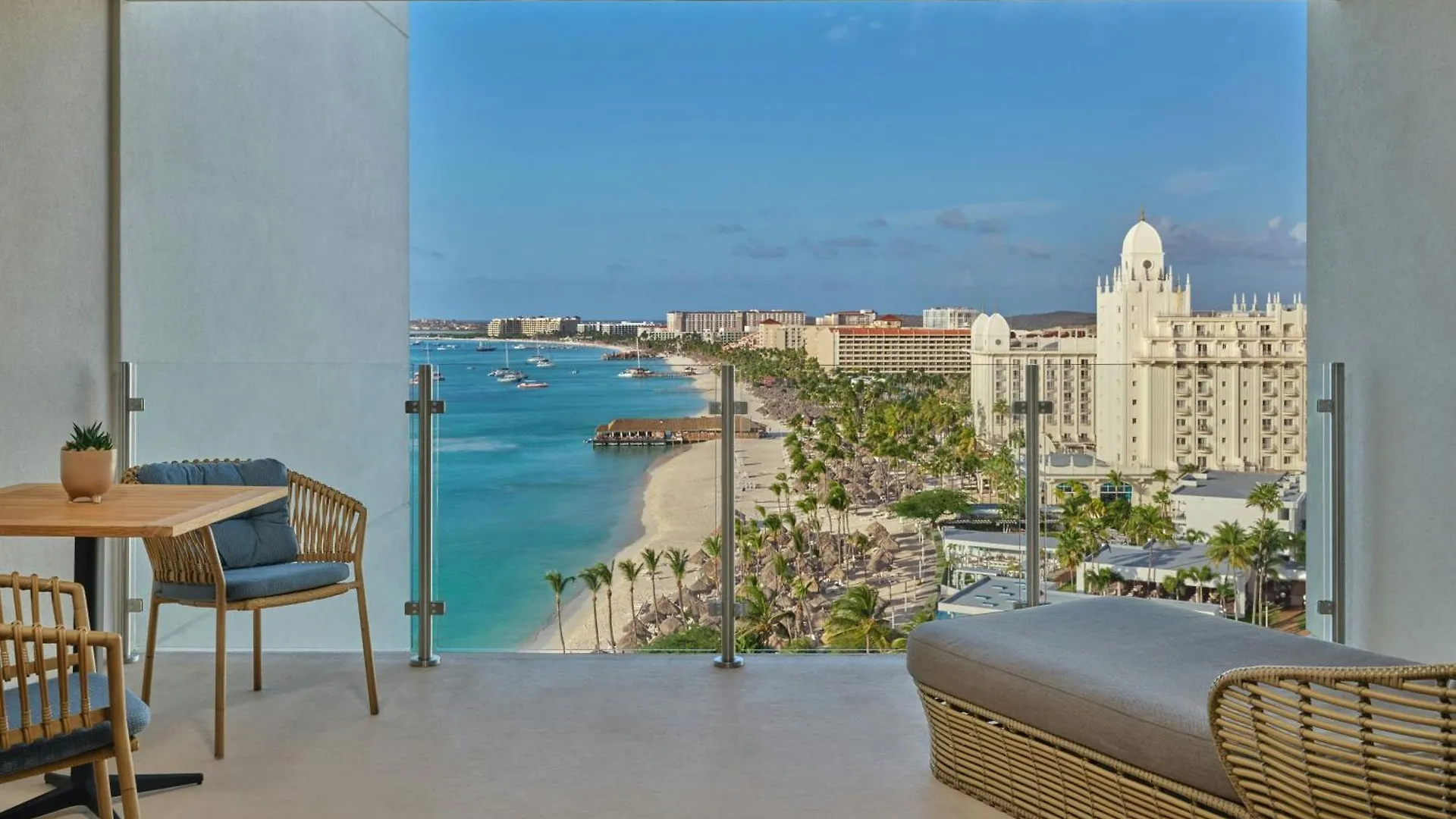 Hotel The St. Regis Aruba Resort Palm Beach